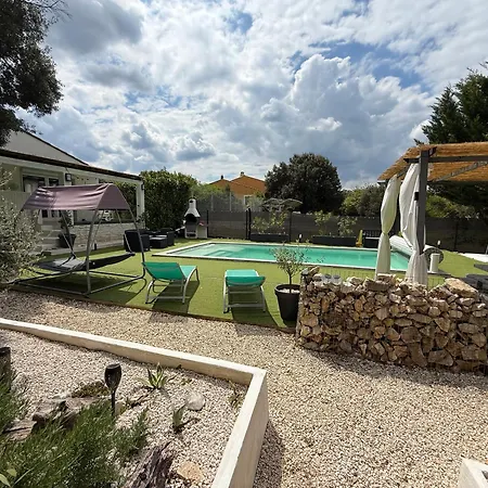 Carpediem Cevennes - Piscine & Terrain Tennis Villa