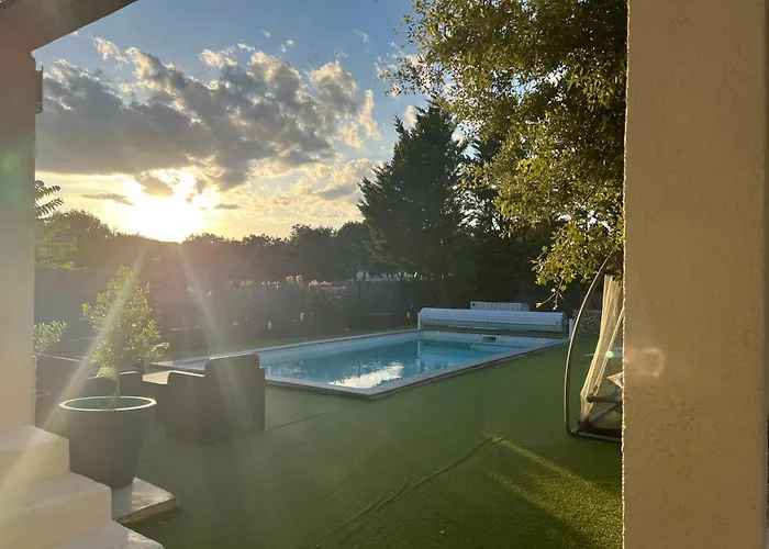 Carpediem Cevennes - Piscine & Terrain Tennis