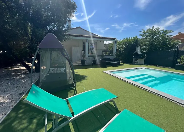 Carpediem Cevennes - Piscine & Terrain Tennis *